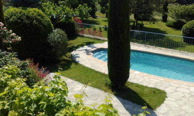 Cruis House | Beautiful stone house with splendid view over the valley, pets welcome