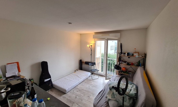 Tournezy Apartment | Beautiful sunny apartment in the south of Montpellier.
