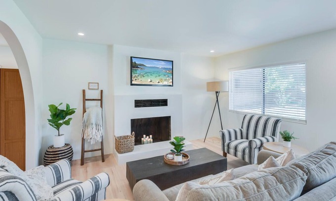 Rocklin House | Beautiful & Upgraded Rocklin Home - Close to Everything!