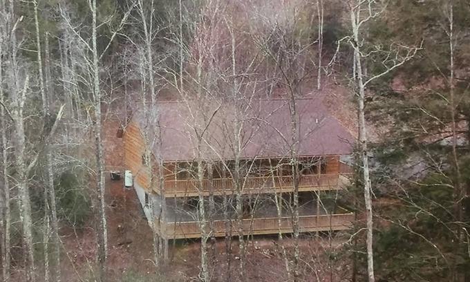 Tarheel Cabin | Beautiful upscale mountain trip