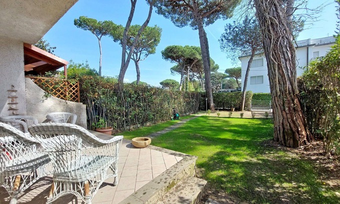 Ronchi House | Beautiful villa for 5 guests with WIFI, A/C, TV, veranda and pets allowed, close to Forte Dei M.