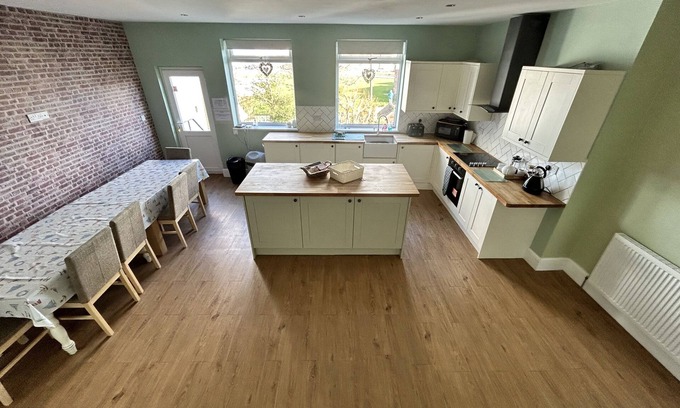 Hornsea Apartment | Beautiful Victorian house 2 minutes from the beach