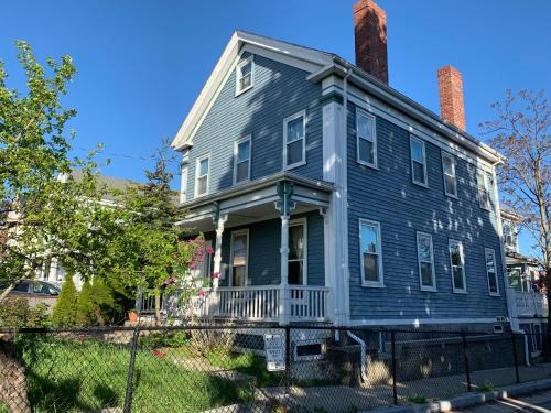 Dorchester House | Beautiful Victorian house, Room