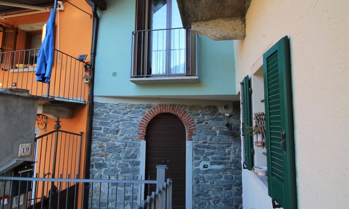 Mergozzo House | Beautiful villa for 2 people with WIFI, TV and parking