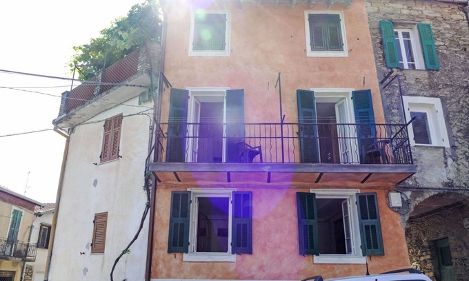 Ville San Sebastiano House | Beautiful villa for 4 guests with WIFI, balcony, pets allowed, panoramic view and parking