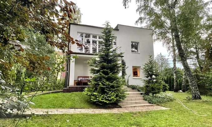 Milanowek Villa | Beautiful villa with garden in Milanówek