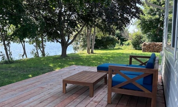 Bridgetown House | Beautiful Waterfront House on Annapolis River; 5 mins from Bridgetown!