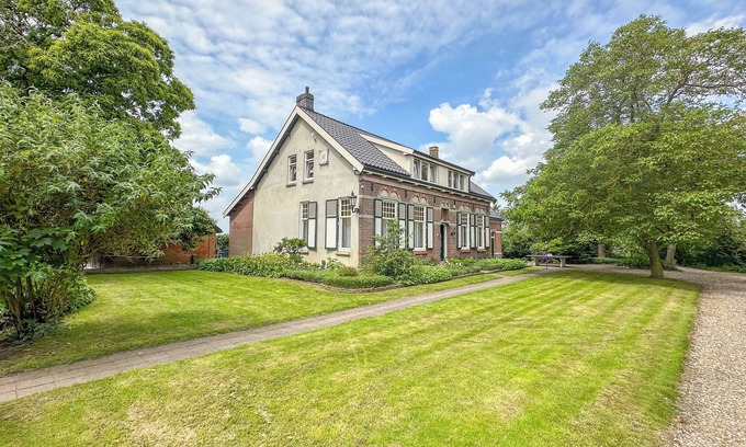 Spui House | Beautifully detached home with a swimming pool