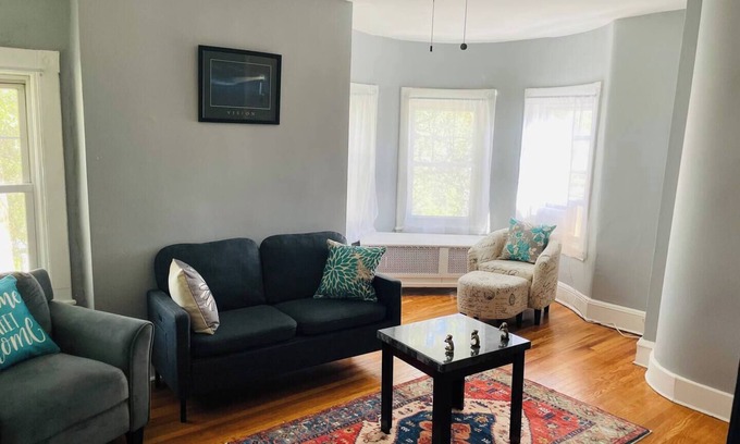 Elkins Park Apartment | Beautifully updated 1-bedroom apartment with hardwood floors and a modern kitchen. Located near downtown and the train station, with easy access to dining, shopping, and surrounding neighborhoods.