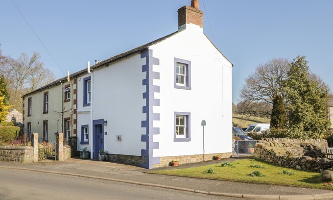 Caldbeck Cottage | BECKSIDE COTTAGE, family friendly, with open fire in Caldbeck