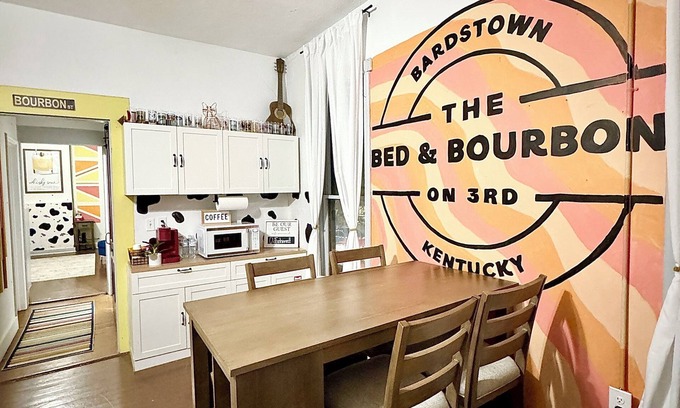 Bardstown Apartment | Bed and Bourbon on 3rd