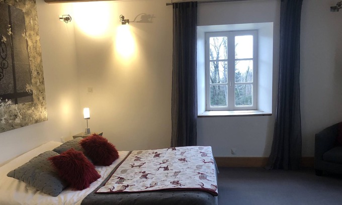 Viuz-la-Chiesaz Bed & Breakfast | Bed and breakfast in a charming renovated farm near Annecy