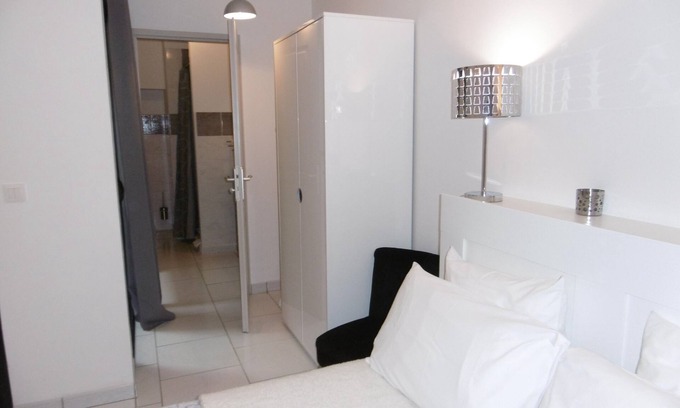 Brujas Bed & Breakfast | Bed and breakfast for 2 people Mas les Dolmens Sud Ardèche
