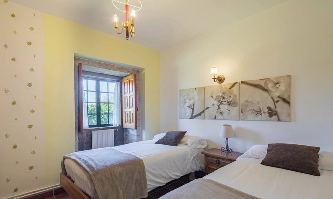 Areas Bed & Breakfast | Bed and Breakfast 'Habitación Doble 2' with Mountain View, Shared Pool and Wi-Fi