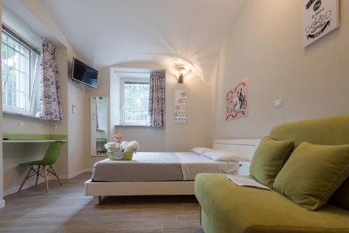 Quartiere XV Della Vittoria House | Bed&BikeRome ROOMS