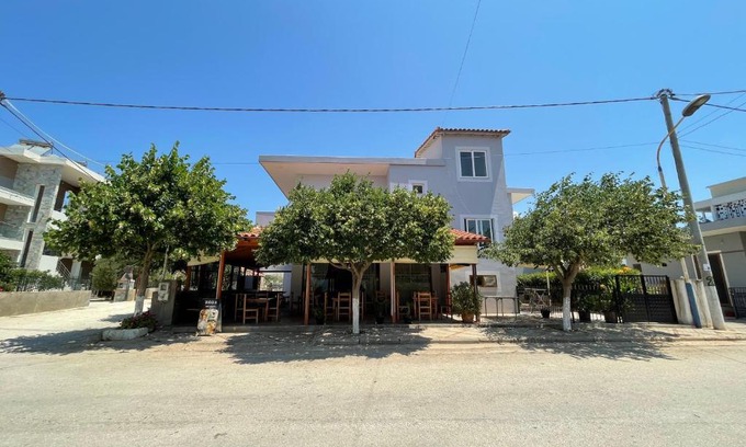 Ksamil Apartment | Bega Guesthouse