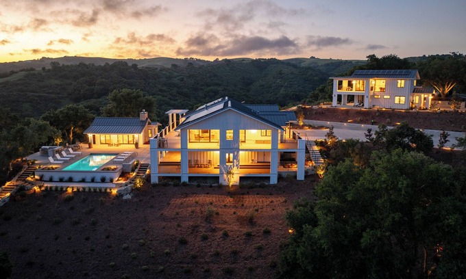 Paso Robles House | Beginnings Ranch and Vineyard - New Construction! Rural Estate with Pool