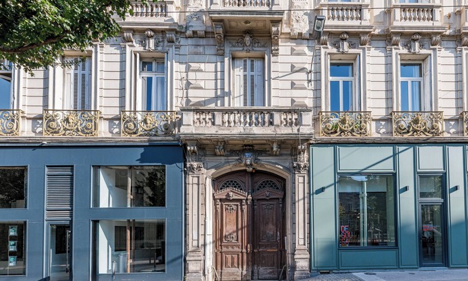 Centre Ville Apartment | Beige Hospitalité – Charly|Héritage industriel de Saint-Étienne| République