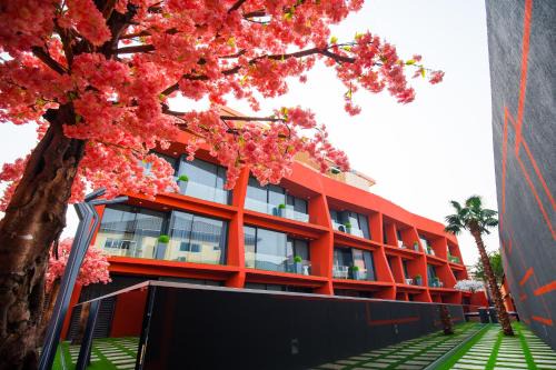 Labadi Hotel | Bel Air Crest Hotel & Suites