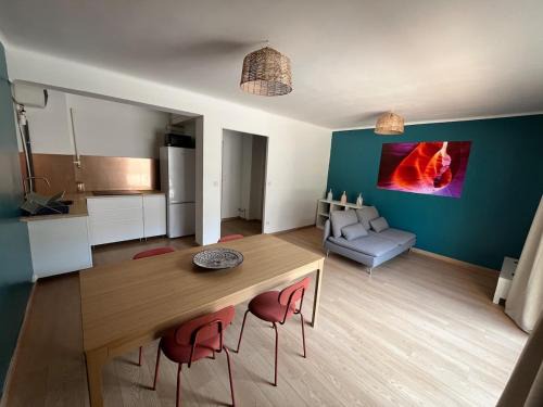 La Conception Apartment | Bel appartement climatisé avec balcon en centre-ville