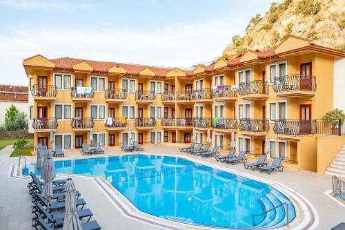 Oludeniz City Center Resort | Belcehan Beach