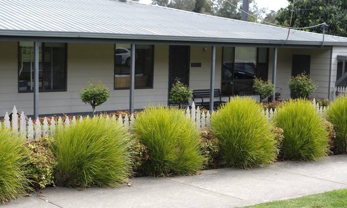 Myrtleford House | BELFORD HOUSE ON THE RAIL TRAIL