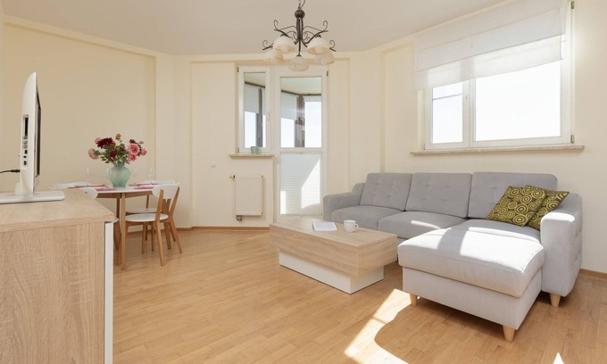 Ursynow Apartment | Belgradzka 8 | Elegant Apartment | Parking