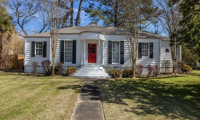 Greater Belhaven House | Belhaven Charmer!