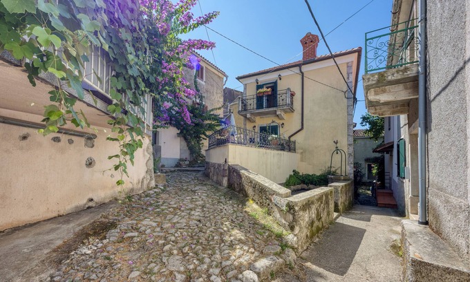 Beli Apartment | Beli Old Town Apartment, Beli, Croatia