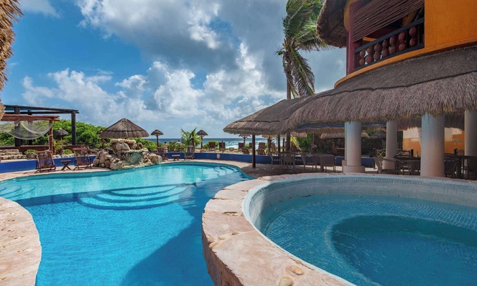 Salinas Villa | Bella Mar: Ocean Front w/Pool Views
