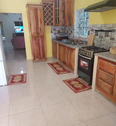 May Pen Apartment | Bella's Cottage