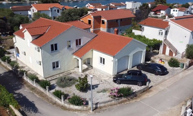 Grebastica House | Bella Villa in Grebaštica, for sole use, 100m to the beach