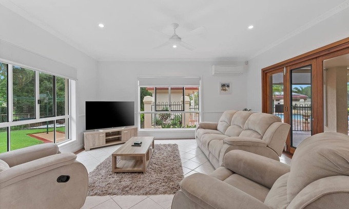 Dundowran Beach Villa | Bella Villa Sprawling Luxe Stay with Pool and Sauna