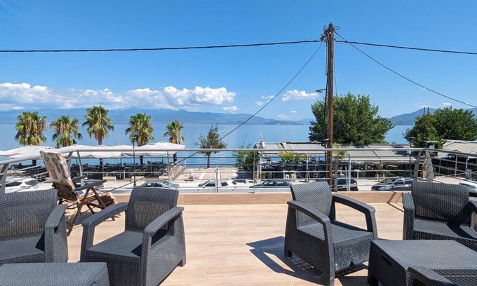 Kamena Vourla Apartment | Bella Vista Luxury Apartment