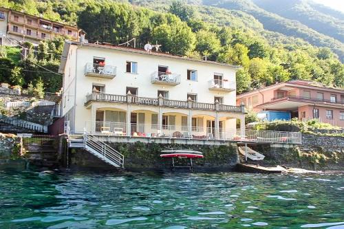 Lezzeno Apartment | Bellagio Villas