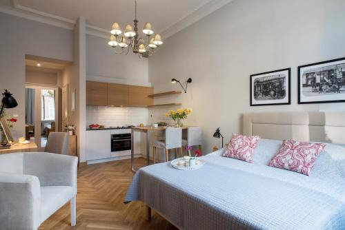 Piasek Połnoc Apartment | Belle Epoque Residence
