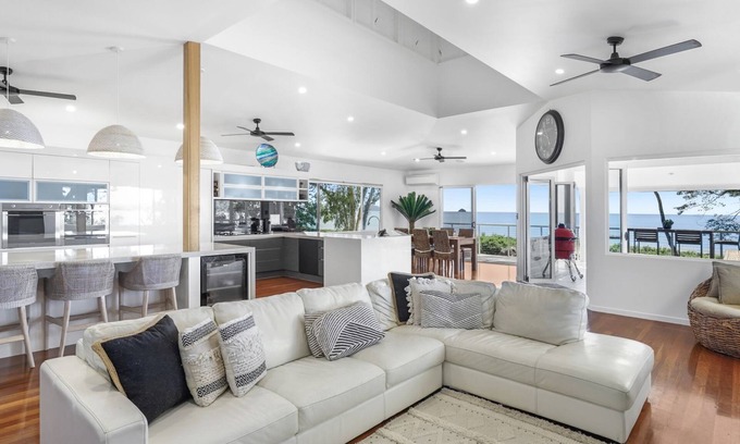 Clifton Beach House | Belle Escapes SeaChange at Clifton beach Luxury Beachfront Home