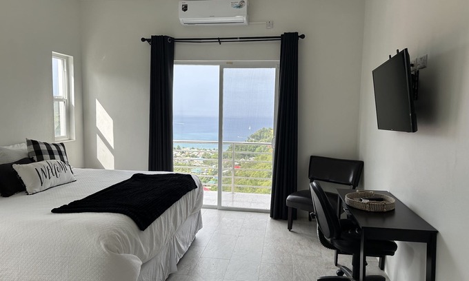 Anse La Raye Apartment | Belle La Maye - Abyss Room