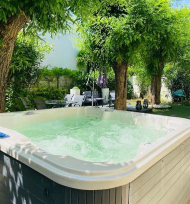 Estanove Villa | Belle villa à 5 mn du centre avec grd jaccuzy