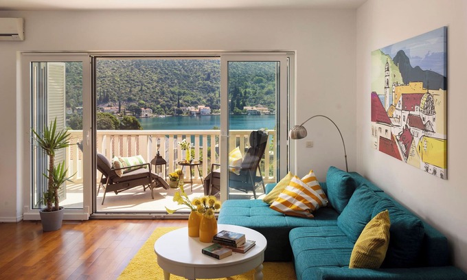 Zaton Apartment | BELLEVUE MODERN INFINITY APARTMENT WITH SEA VIEW & PARKING PLACE