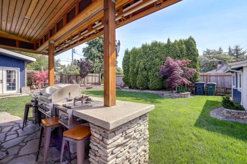 Bellingham House | Bellingham Vacation Rental with Private Deck