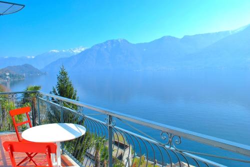 Sala Comacina Apartment | Belvedere - Apartment with Balcony Lake View