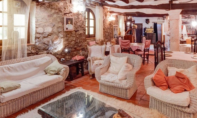 Tolva House | Belvilla by OYO Casa Notari