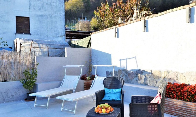 Miane Apartment | Belvilla by OYO Ginetta 8