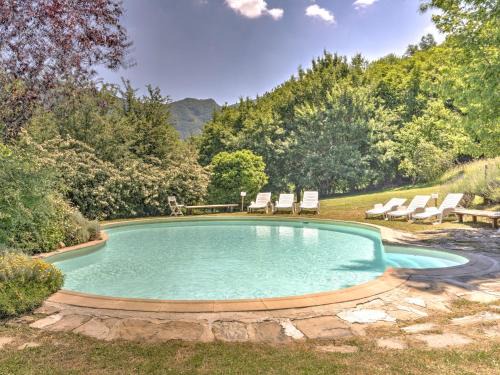 San Godenzo House | Belvilla by Oyo Rustic holiday home with pool