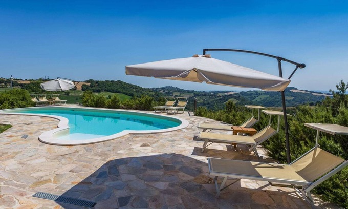 Montefelcino Villa | Belvilla by OYO Villa Ise