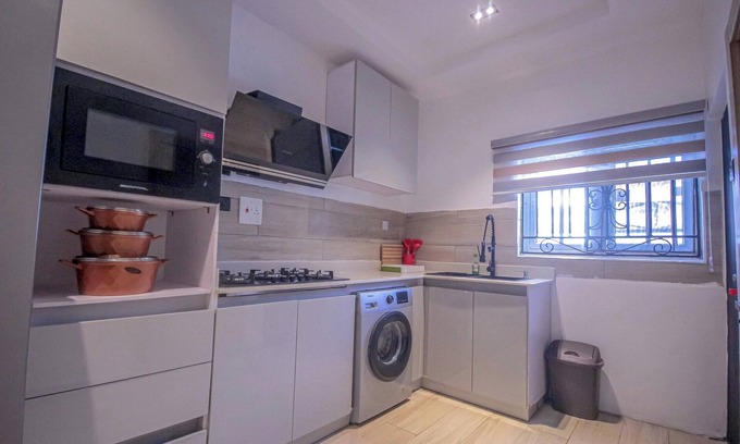 Benin City Apartment | Benin City Blissful Apartment - Cozy 2BR Retreat