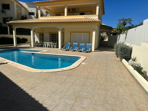 Areias de Sao Joao Villa | Benvindo Villa by Umbral