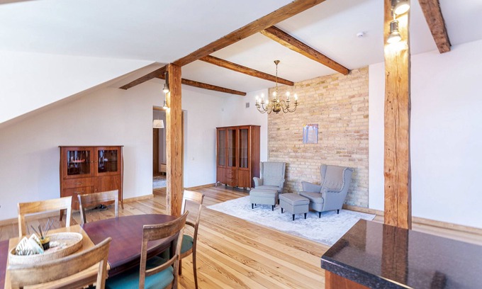 Old Town Apartment | BER9
