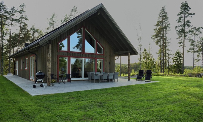 Aseda House | Berget Lövanäs 2, Newly built modern house in secluded location with own jetty and boat